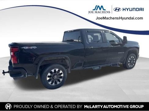 Used 2021 Chevrolet Silverado 2500 Custom w/ Custom Value Package AWD/4WD image 7