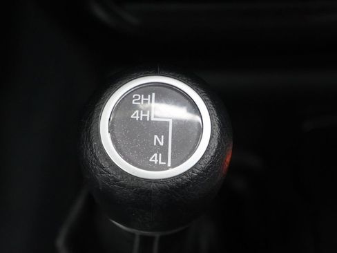 Used 2024 Jeep Gladiator Sport AWD/4WD image 21