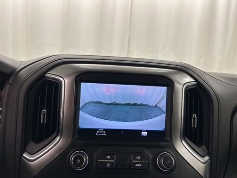 Used 2021 Chevrolet Silverado 1500 LT w/ LPO, Dark Essentials Package AWD/4WD image 17