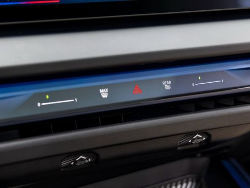 Used 2025 BMW X3 xDrive30i w/ M Sport Package image 33