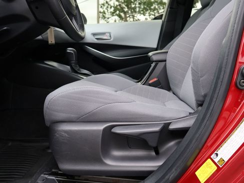 Used 2022 Toyota Corolla SE FWD image 28