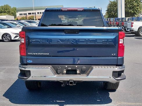 Used 2021 Chevrolet Silverado 1500 LT RWD image 5