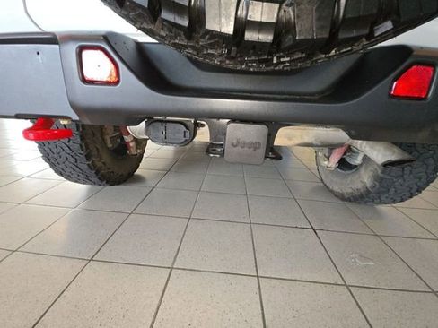 Used 2022 Jeep Wrangler Rubicon w/ LED Lighting Group AWD/4WD image 28