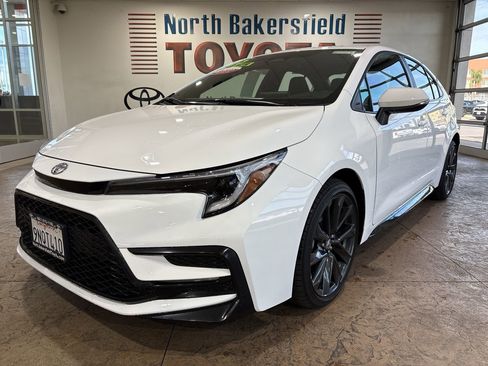 Certified 2025 Toyota Corolla SE image 6