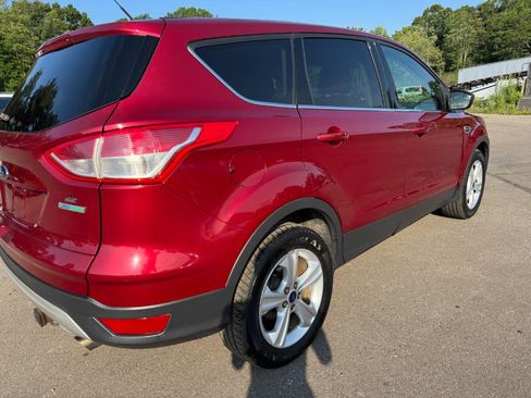 Used 2016 Ford Escape SE w/ SE Cold Weather Package FWD image 11