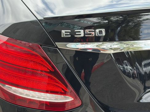 Used 2020 Mercedes-Benz E 350 Sedan image 26