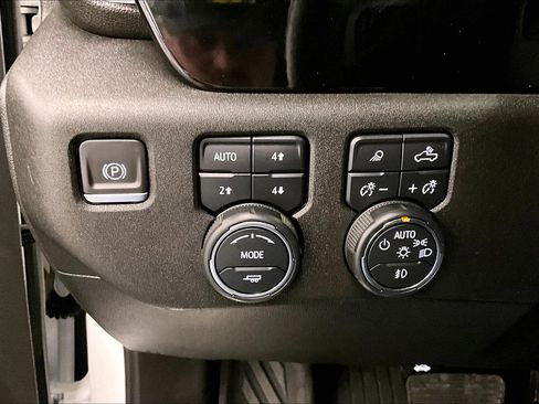Used 2024 Chevrolet Silverado 3500 LTZ AWD/4WD image 78