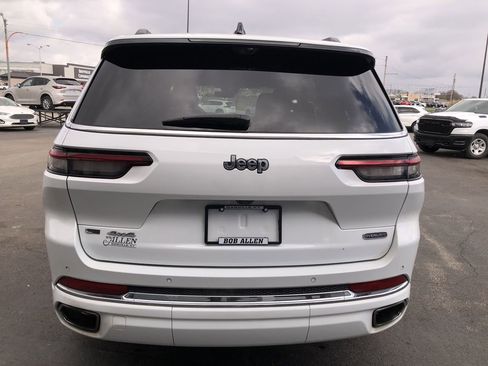 Used 2023 Jeep Grand Cherokee L Overland w/ Advanced Protech Group III image 19