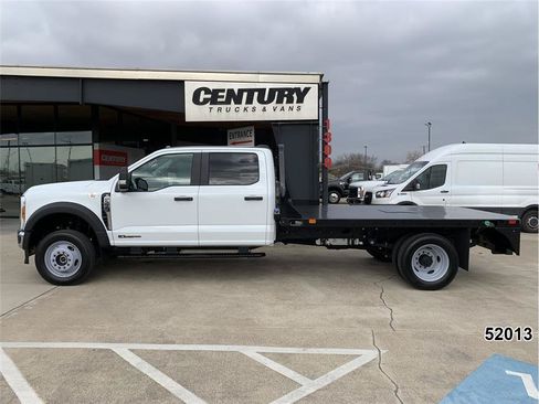 Used 2025 Ford F550 4x4 Crew Cab image 4