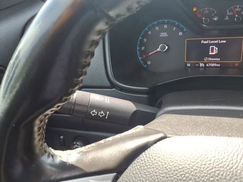 Used 2020 Chevrolet Colorado LT w/ Safety Package RWD image 22