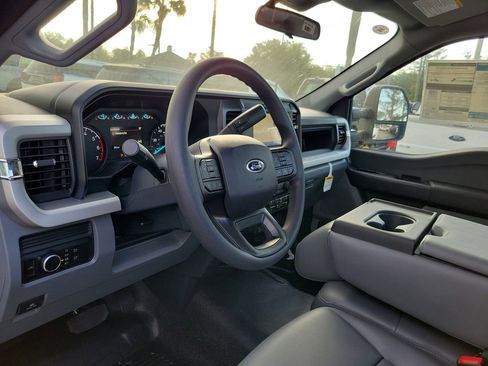 New 2026 Ford F250 XL AWD/4WD image 9