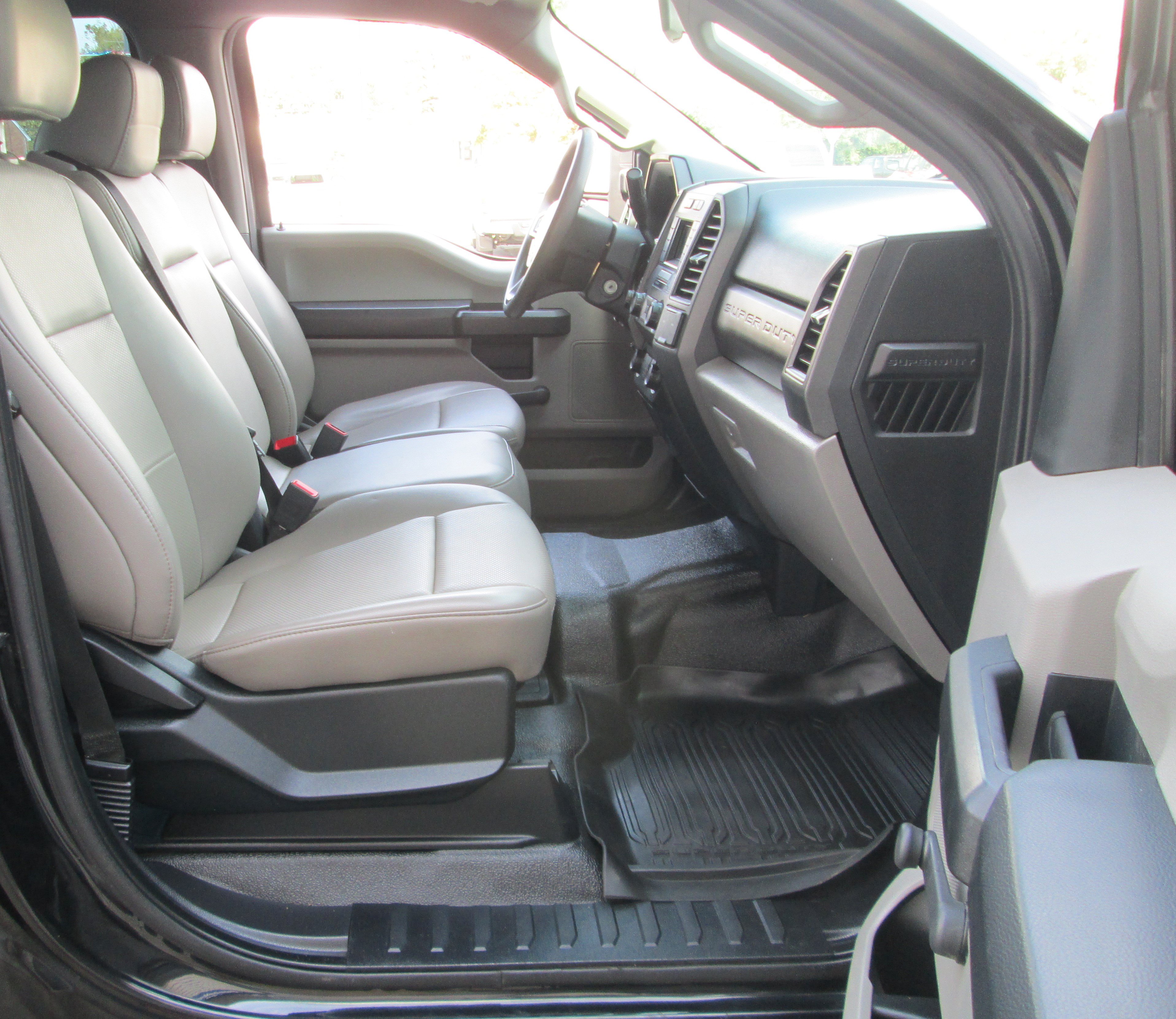 Used 2020 Ford F250 XL w/ FX4 Off-Road Package AWD/4WD image 12
