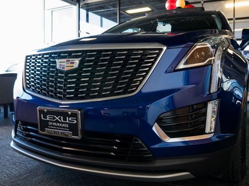 Used 2023 Cadillac XT5 Premium Luxury image 8