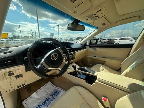 Used 2014 Lexus ES 350 image 12