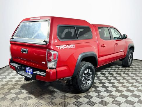 Certified 2020 Toyota Tacoma TRD Off-Road w/ Technology Package AWD/4WD image 7
