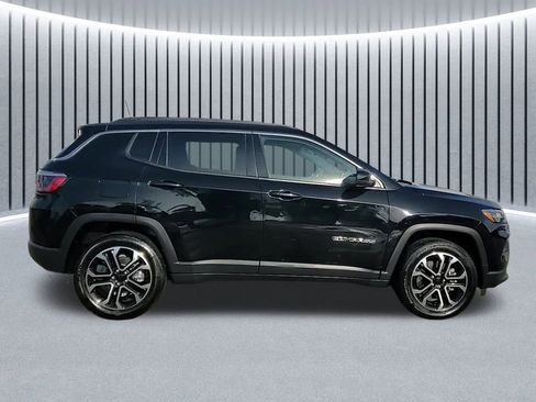 Used 2024 Jeep Compass Limited w/ Sun and Sound Group image 2