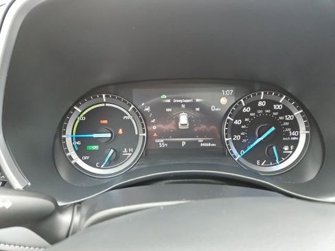 Used 2020 Toyota Highlander XLE image 16