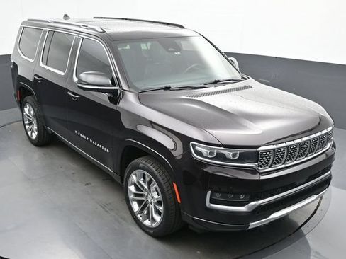 Used 2023 Jeep Grand Wagoneer Series II AWD/4WD image 47