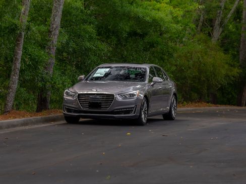 Used 2018 Genesis G90 5.0 Ultimate RWD image 41