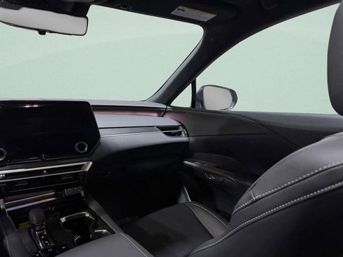 Used 2025 Lexus RX 350 w/ Convenience Package image 13