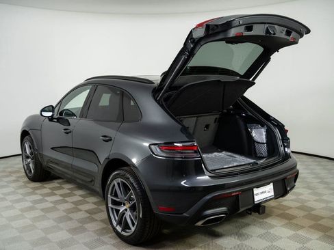 New 2026 Porsche Macan AWD/4WD image 33