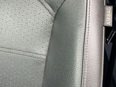 Used 2017 Volkswagen Passat 1.8T R-Line FWD image 16