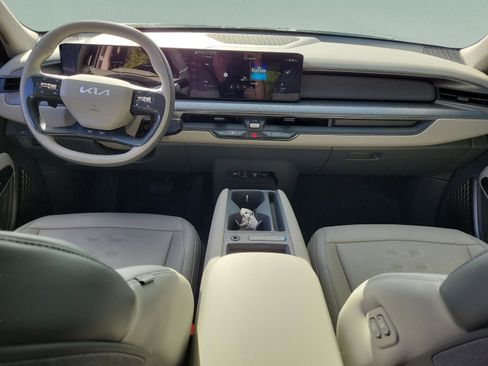 New 2026 Kia EV9 Wind AWD/4WD image 7