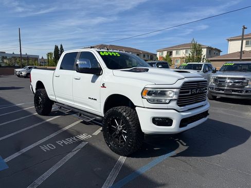 Used 2023 RAM 2500 Laramie AWD/4WD image 3