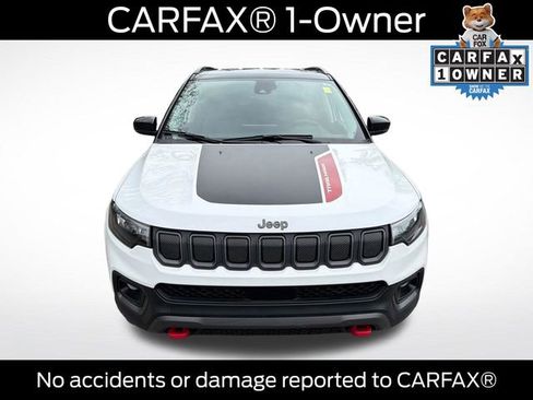 Used 2022 Jeep Compass Trailhawk w/ Trailhawk Convenience Group AWD/4WD image 2