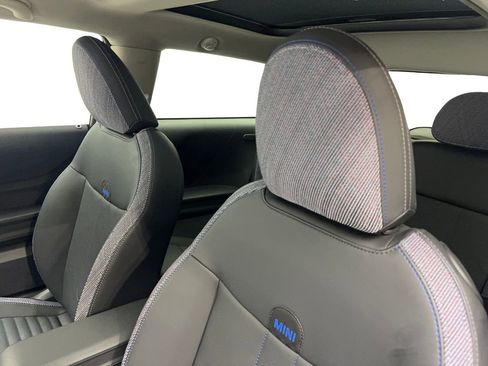 Used 2025 MINI Cooper S image 27
