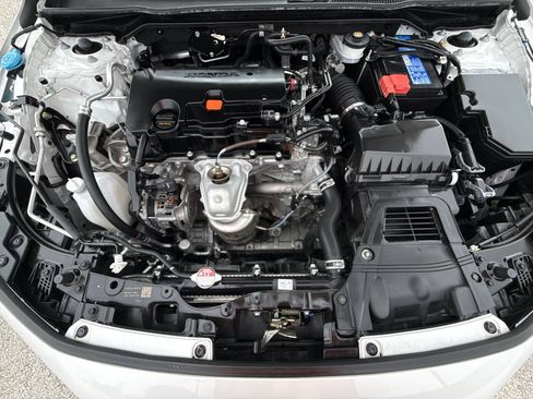 Used 2023 Honda Civic Sport image 17