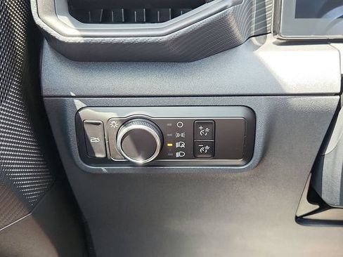 Used 2025 Ford Mustang Coupe RWD image 24