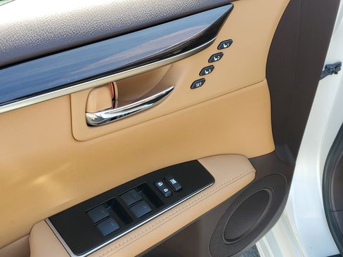 Used 2017 Lexus ES 350 image 24