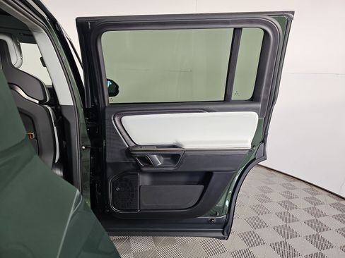 Used 2024 Rivian R1S Adventure image 19