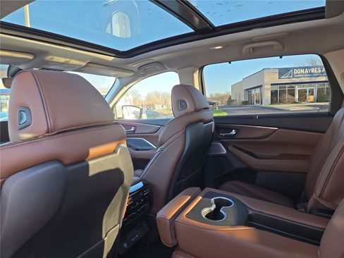 New 2026 Acura MDX w/Advance image 23