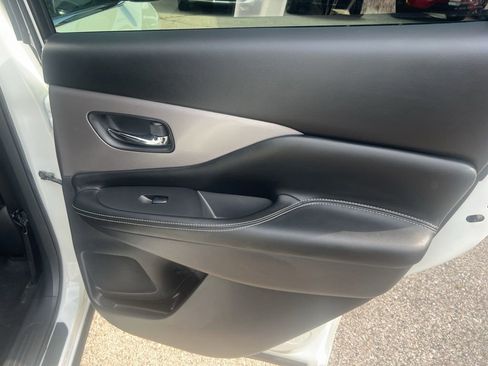 Certified 2022 Nissan Murano SV AWD/4WD image 15