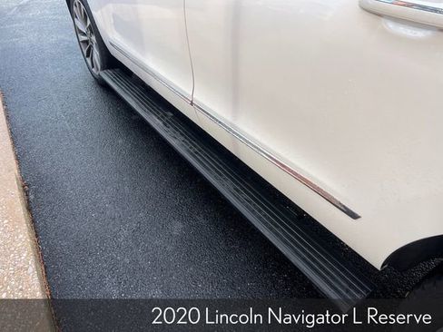Used 2020 Lincoln Navigator L Reserve w/ Luxury Package image 29