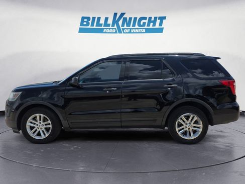 Used 2016 Ford Explorer FWD image 2