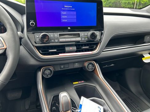 New 2026 Toyota Grand Highlander AWD Hybrid image 11