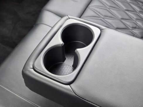 Used 2023 Nissan Rogue Platinum image 39