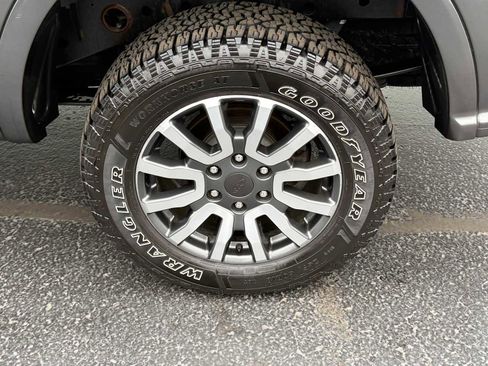 Used 2019 Ford Ranger Lariat w/ Equipment Group 501A Mid image 10