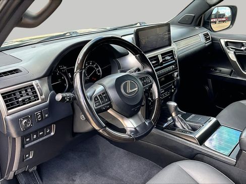 Certified 2023 Lexus GX 460 Premium w/ Accessory Package AWD/4WD image 18