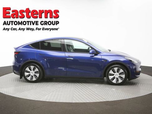 Used 2021 Tesla Model Y Long Range AWD/4WD image 40