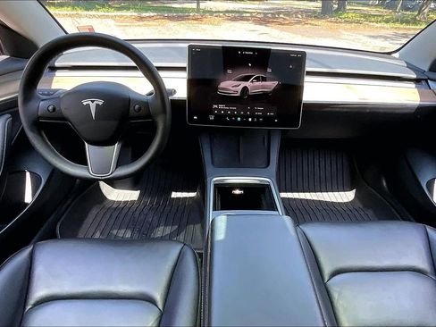 Used 2023 Tesla Model 3 Standard Range RWD image 7