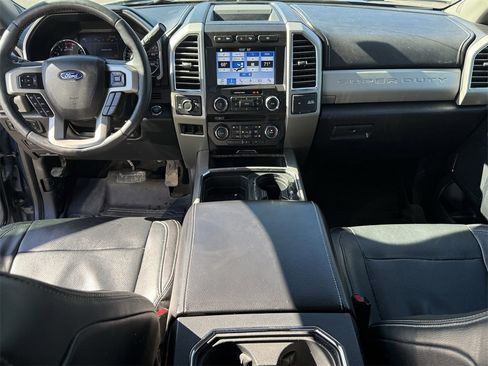 Used 2017 Ford F250 Lariat w/ Lariat Ultimate Package image 25