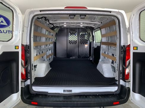 Used 2025 Ford Transit 250 Low Roof w/ Exterior Upgrade Package RWD image 30