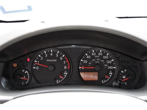 Used 2018 Nissan Frontier SV RWD image 5
