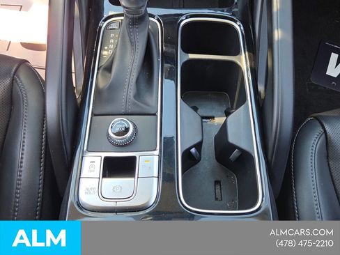 Used 2025 Kia Telluride S FWD image 21