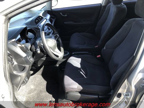 Used 2013 Honda Fit Sport image 12
