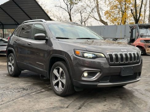 Used 2019 Jeep Cherokee Limited image 1